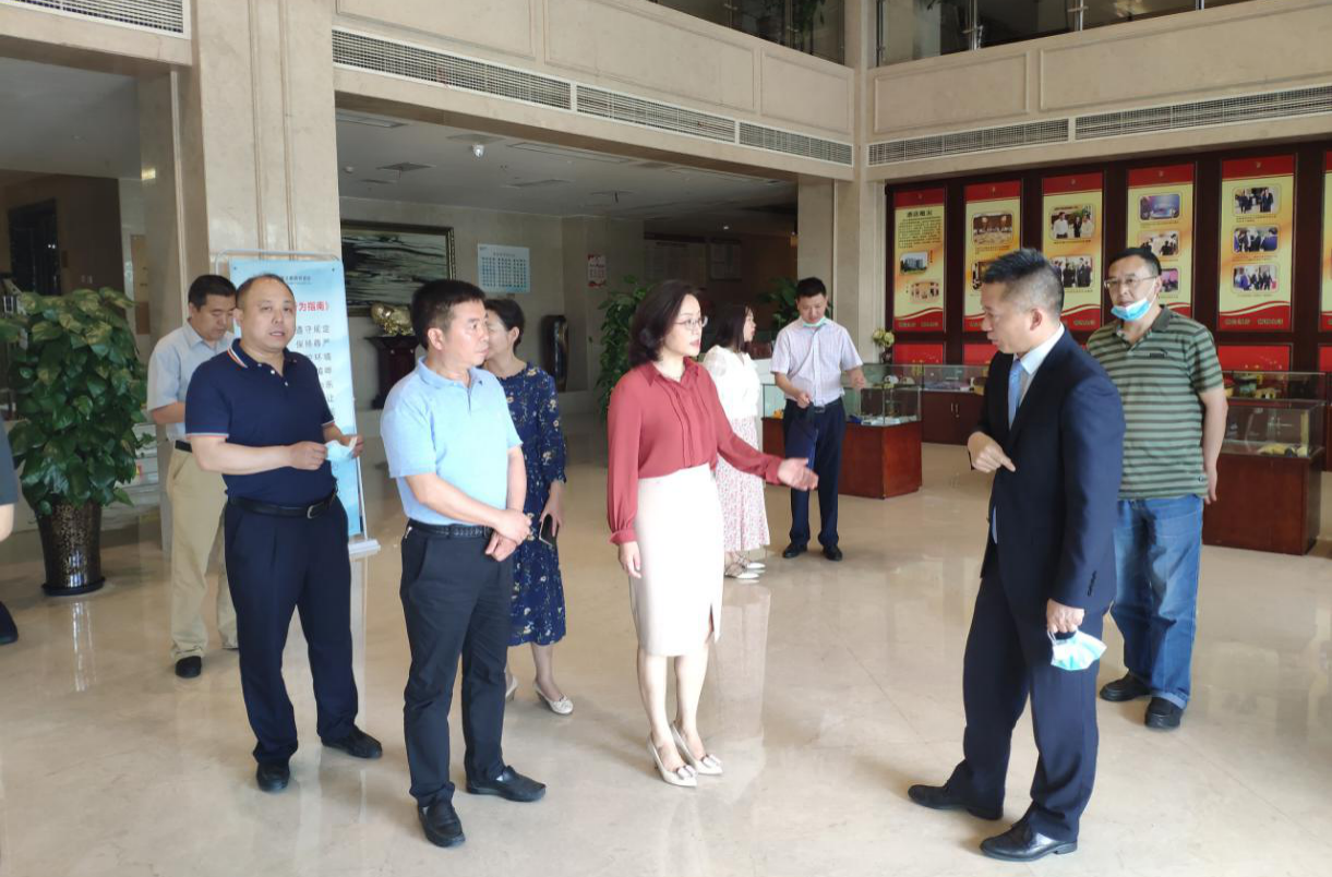 蔣麗英副市長(zhǎng)率隊(duì)赴科發(fā)會(huì)展酒店調(diào)研“中韓快捷通道”運(yùn)行情況